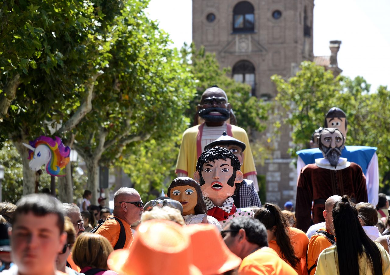 Comparsa De Gigantes Festejos